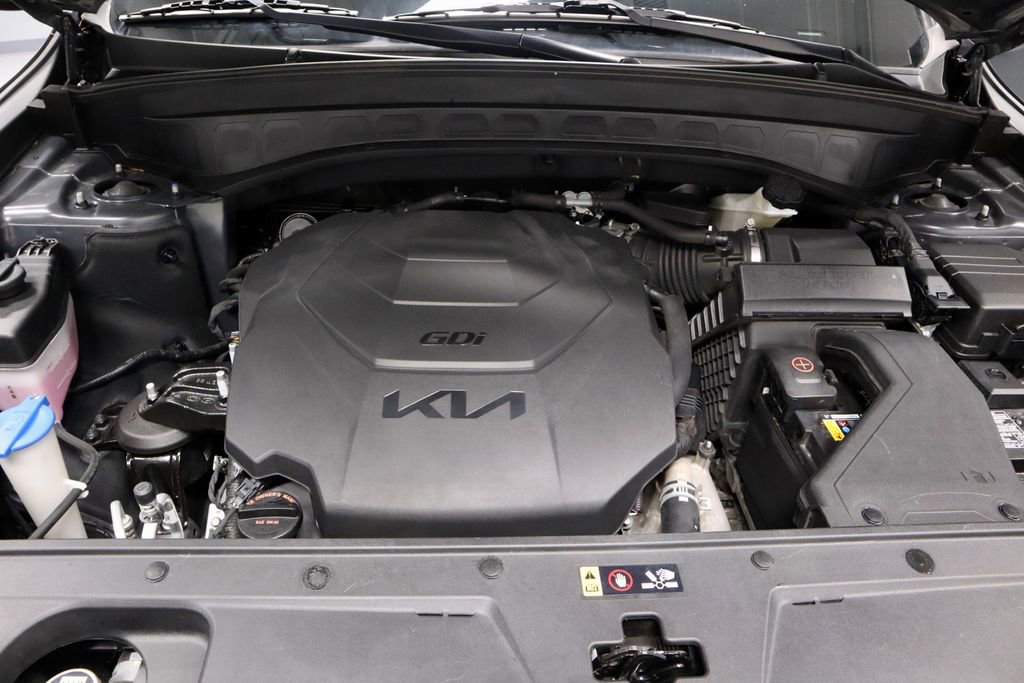 Used 2022 Kia Telluride EX w/ EX Premium Package image 18