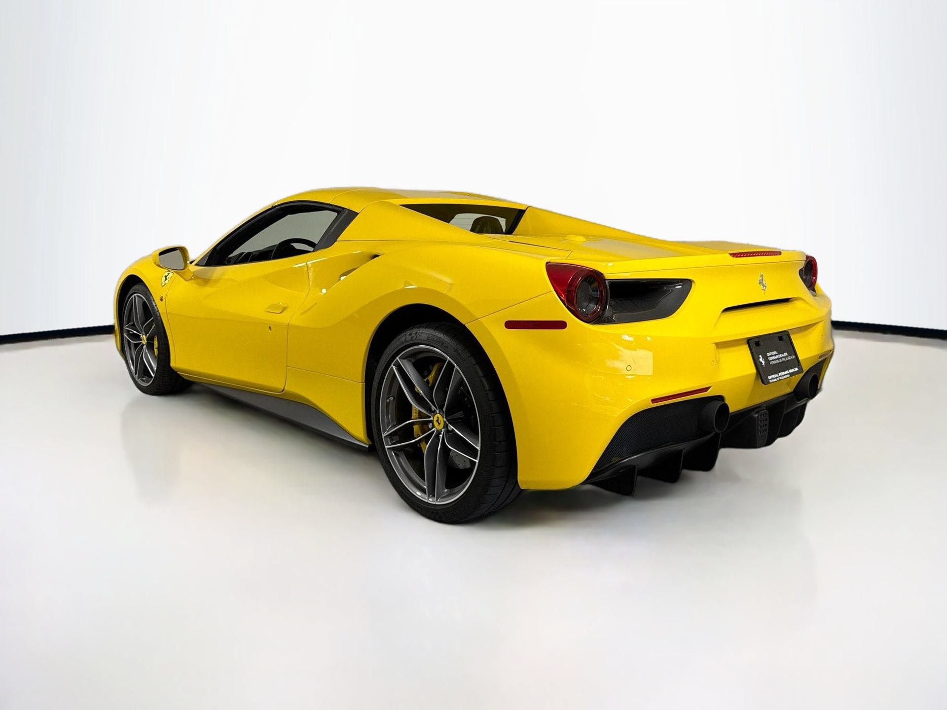 Certified 2019 Ferrari 488 Spider RWD image 5