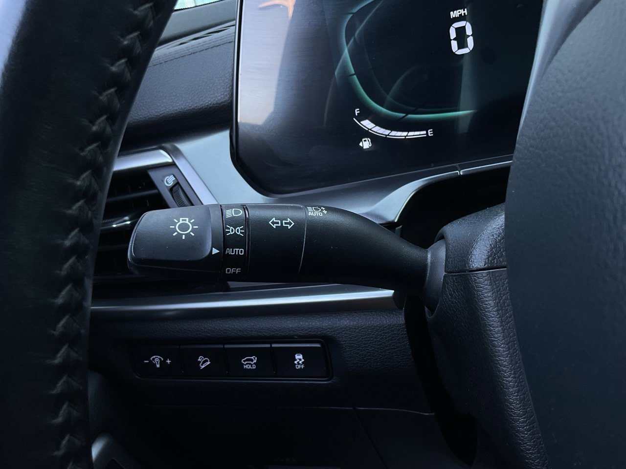 Used 2025 Kia Telluride S FWD image 36