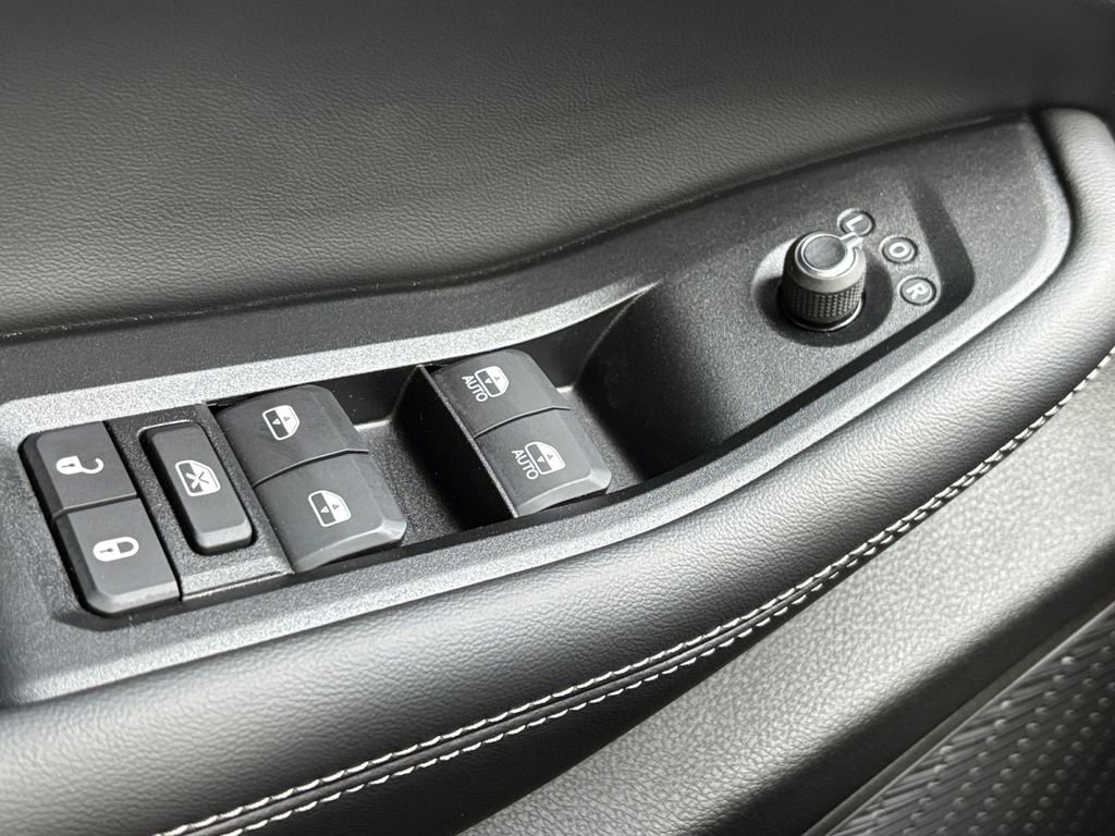 New 2026 Jeep Grand Cherokee Laredo X image 12