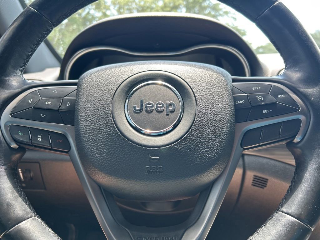 Used 2021 Jeep Grand Cherokee Freedom Edition RWD image 24