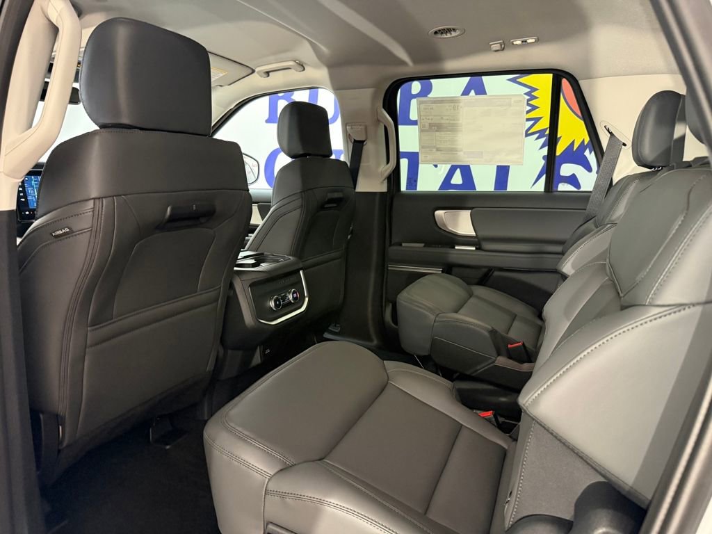 New 2026 Ford Expedition Active image 17