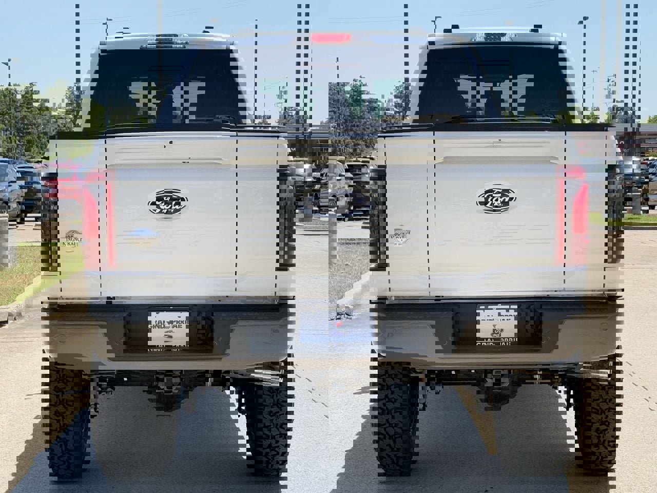 New 2025 Ford F150 King Ranch w/ FX4 Off-Road Package image 39