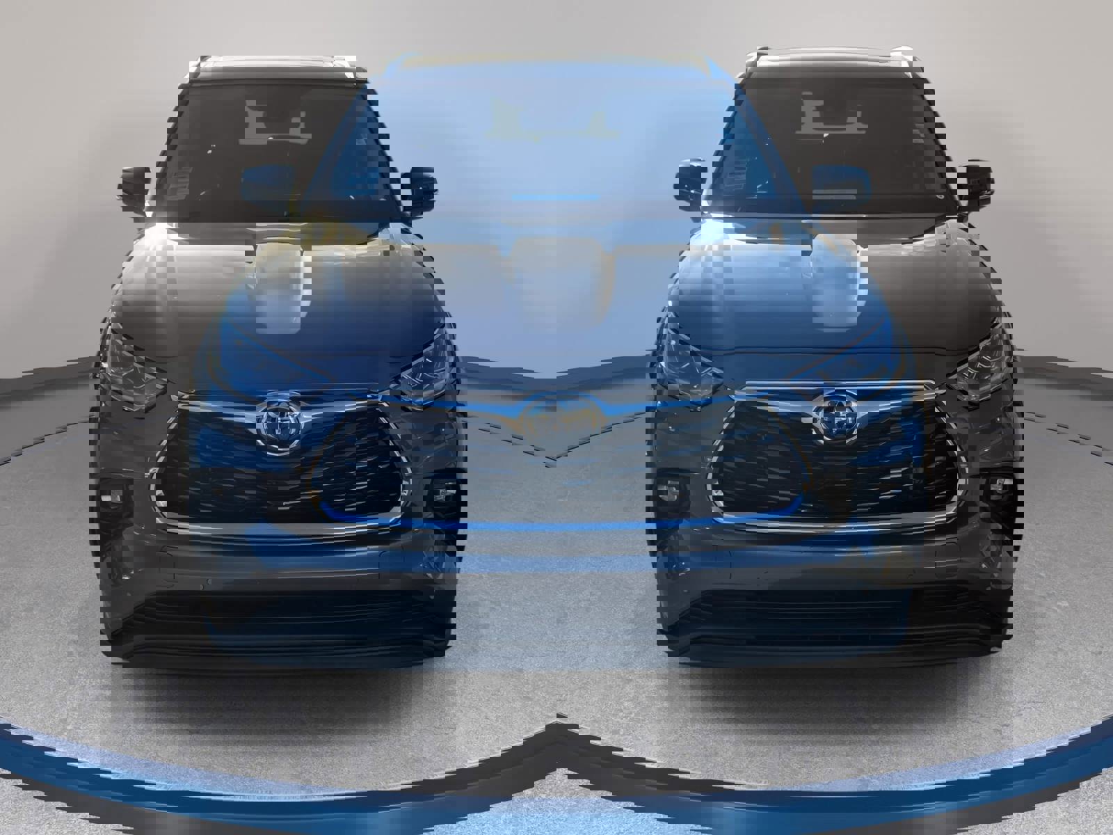 Used 2024 Toyota Highlander Limited image 2