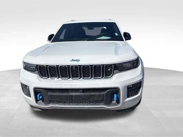 Used 2023 Jeep Grand Cherokee Overland w/ Advanced Protech Group III AWD/4WD image 4