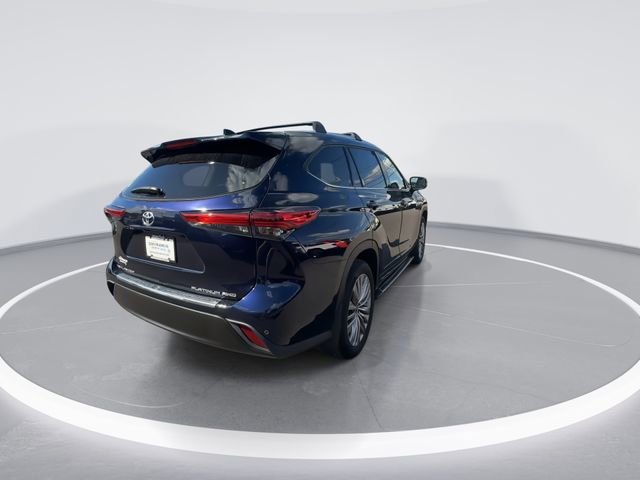 Used 2023 Toyota Highlander Platinum AWD/4WD image 8