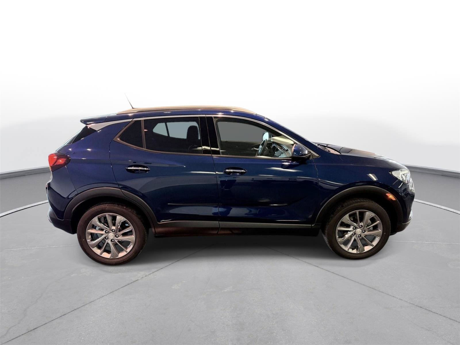 Used 2023 Buick Encore GX Essence w/ Experience Buick Package AWD/4WD image 16