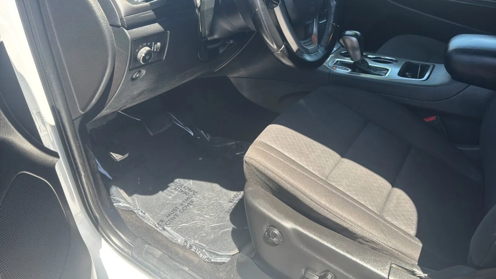 Used 2020 Jeep Grand Cherokee Laredo RWD image 28