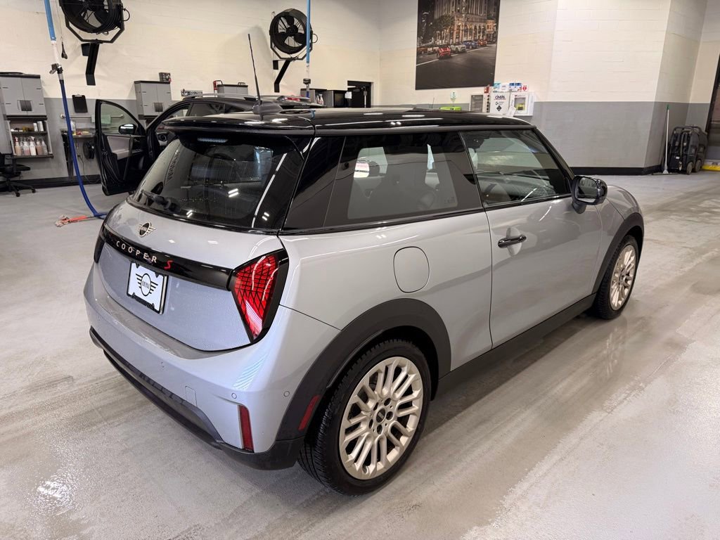 Used 2025 MINI Cooper S image 6