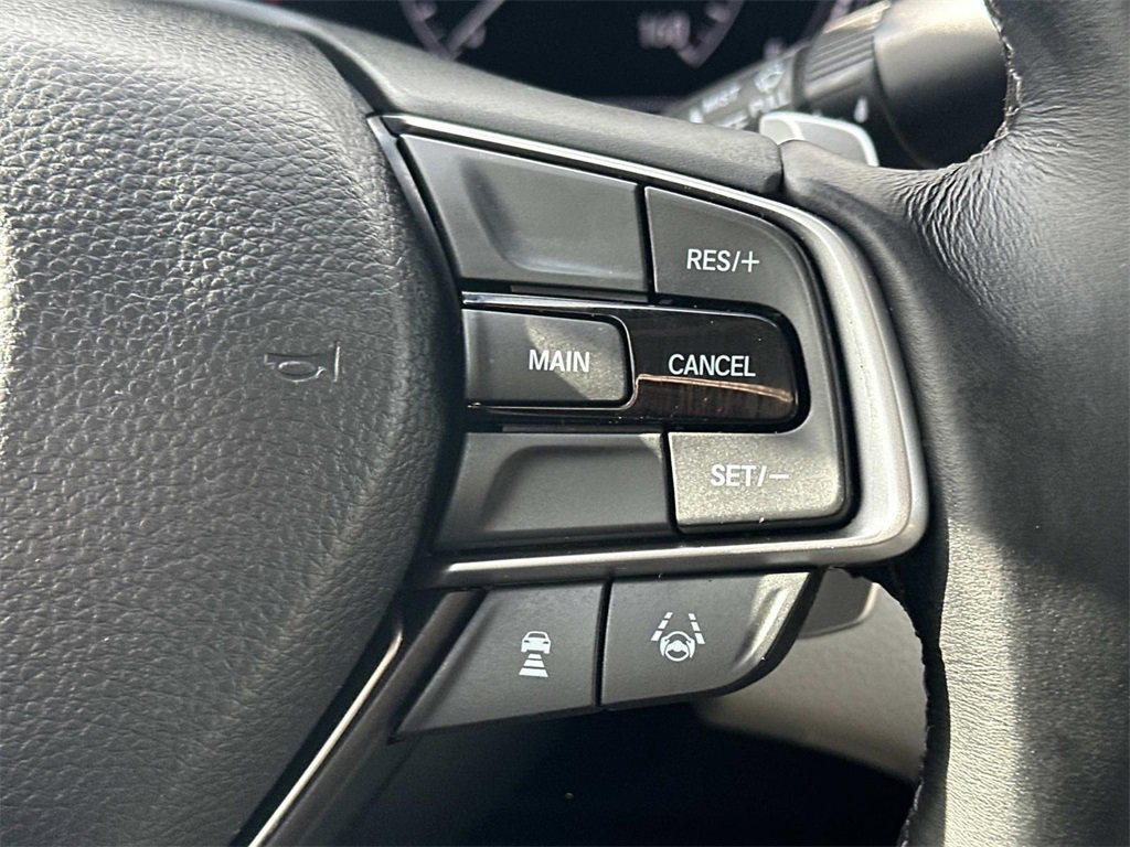 Used 2018 Honda Accord EX-L image 9