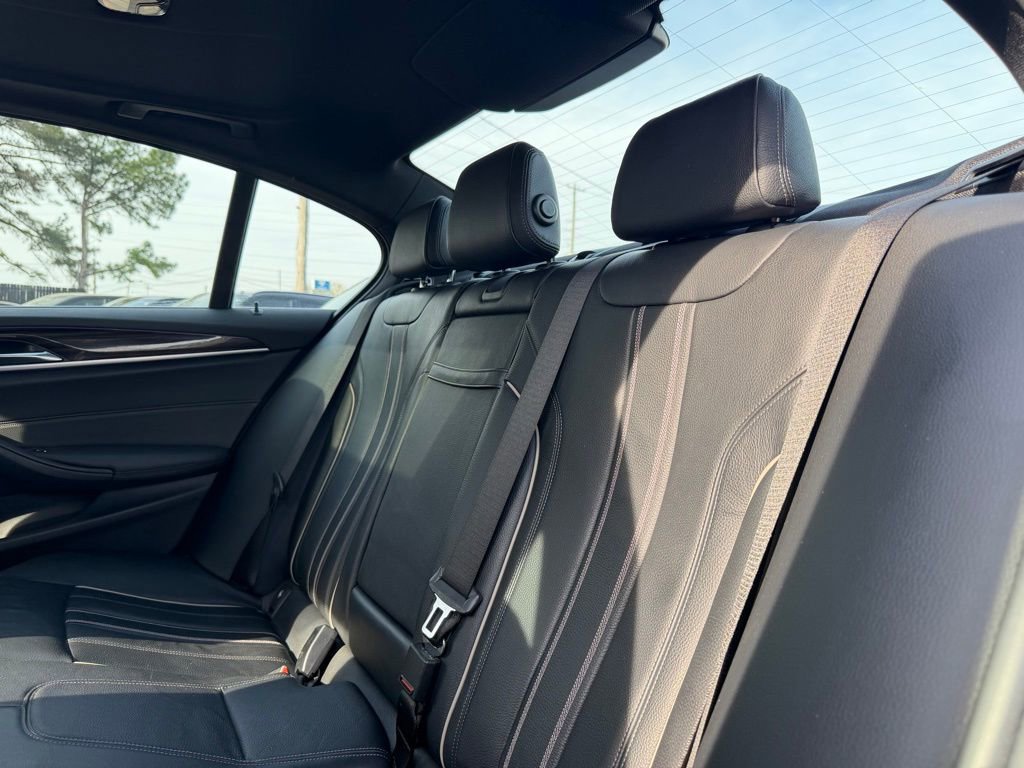 Used 2019 BMW 540i RWD image 25