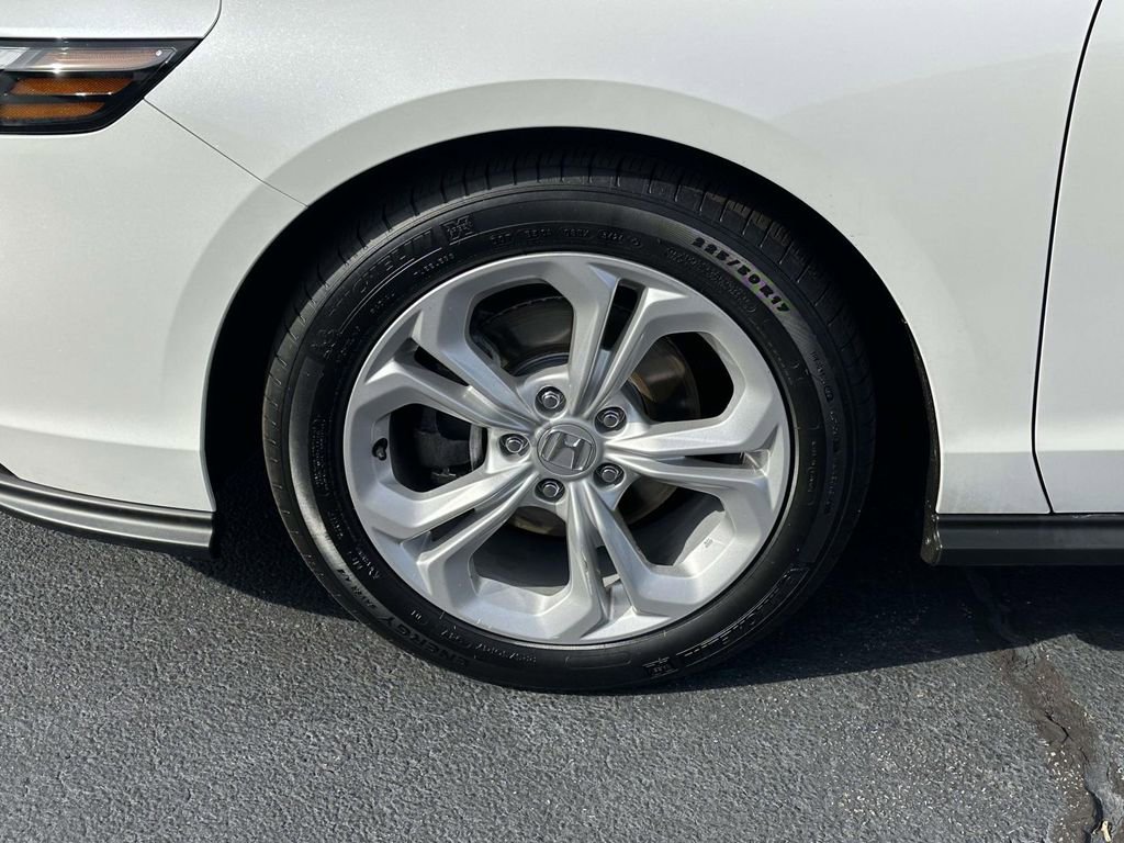 Certified 2025 Honda Accord LX image 27
