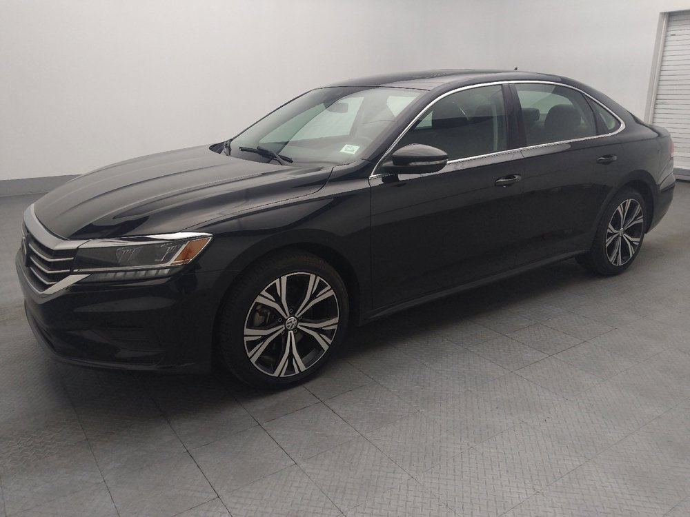 Used 2022 Volkswagen Passat 2.0T SE image 2
