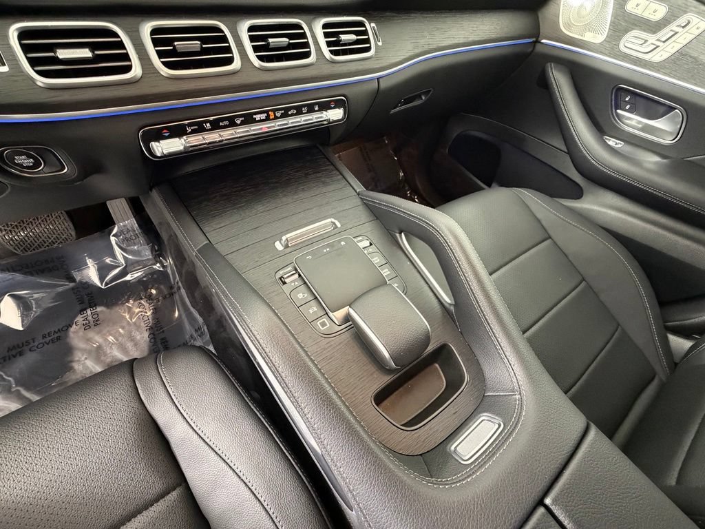Used 2026 Mercedes-Benz GLE 450e 4MATIC image 32