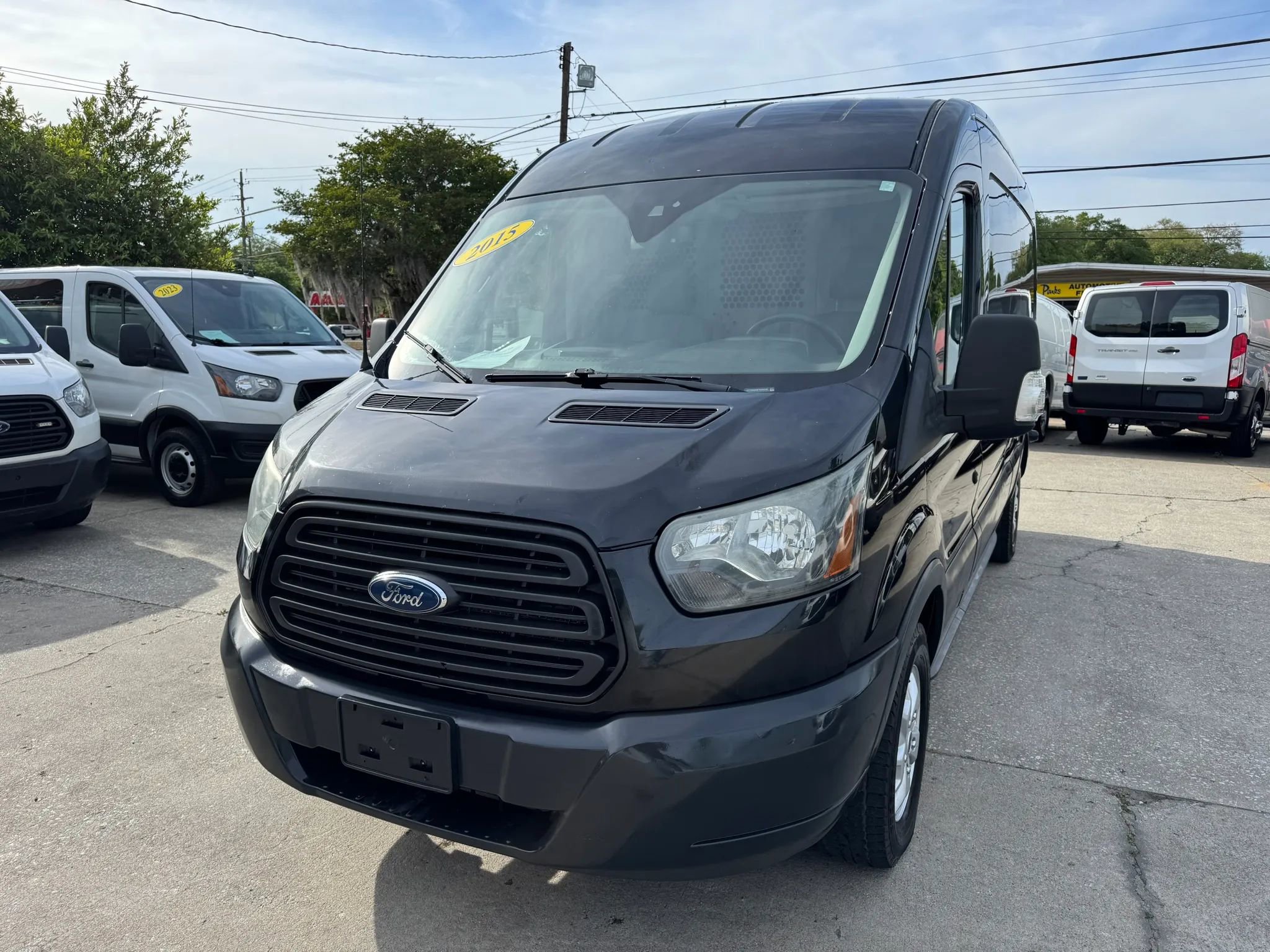 Used 2015 Ford Transit 250 148 Medium Roof image 5