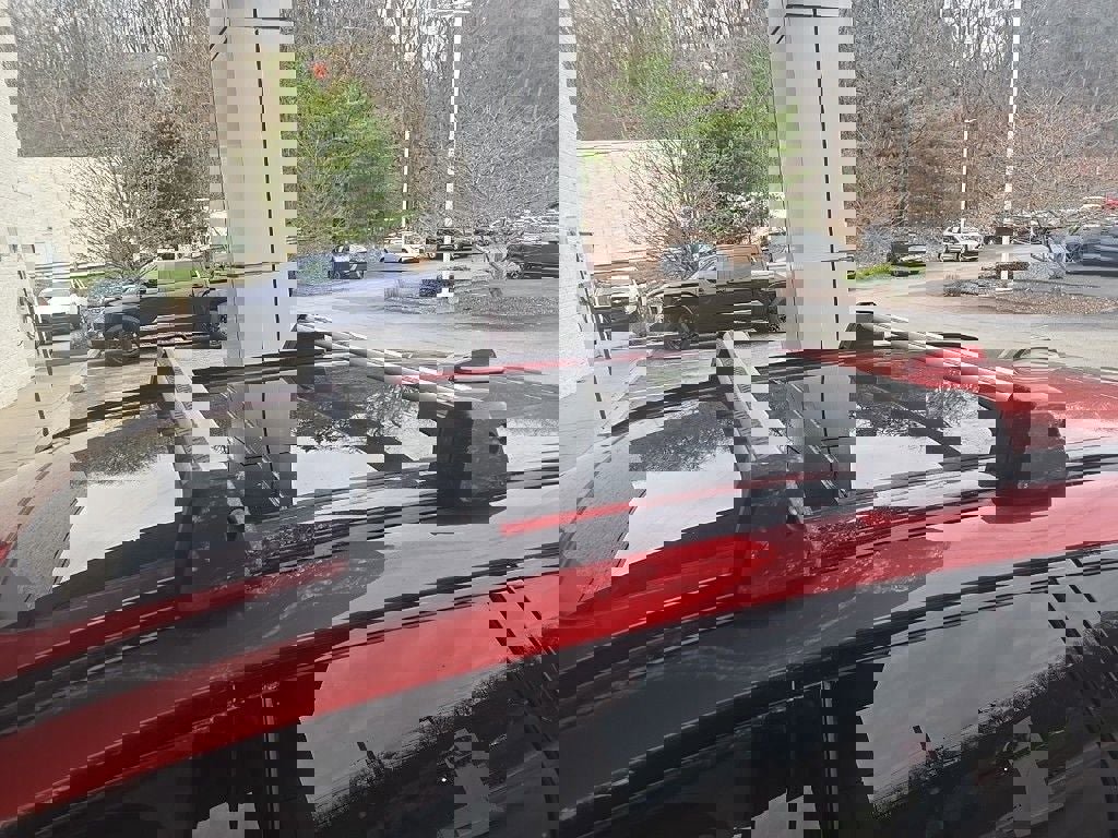 Used 2023 Volvo XC60 T8 Ultimate AWD/4WD image 9