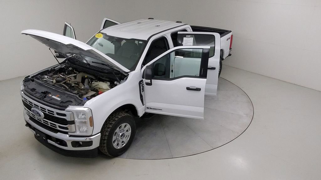 Certified 2024 Ford F350 XLT AWD/4WD image 41
