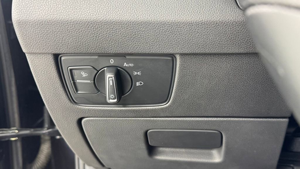 Used 2023 Volkswagen Arteon SEL Premium image 34