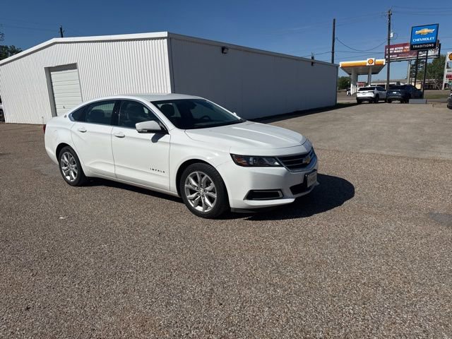 Used 2016 Chevrolet Impala LT w/ Convenience Package image 4
