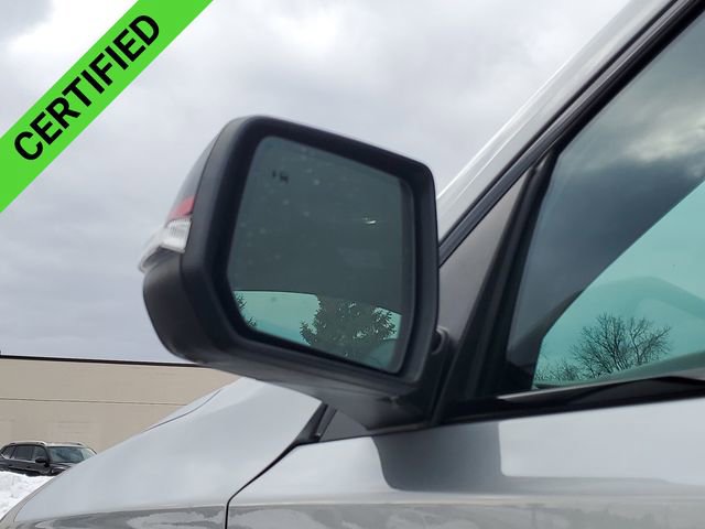 Used 2022 Chevrolet Traverse Premier w/ Redline Edition image 38