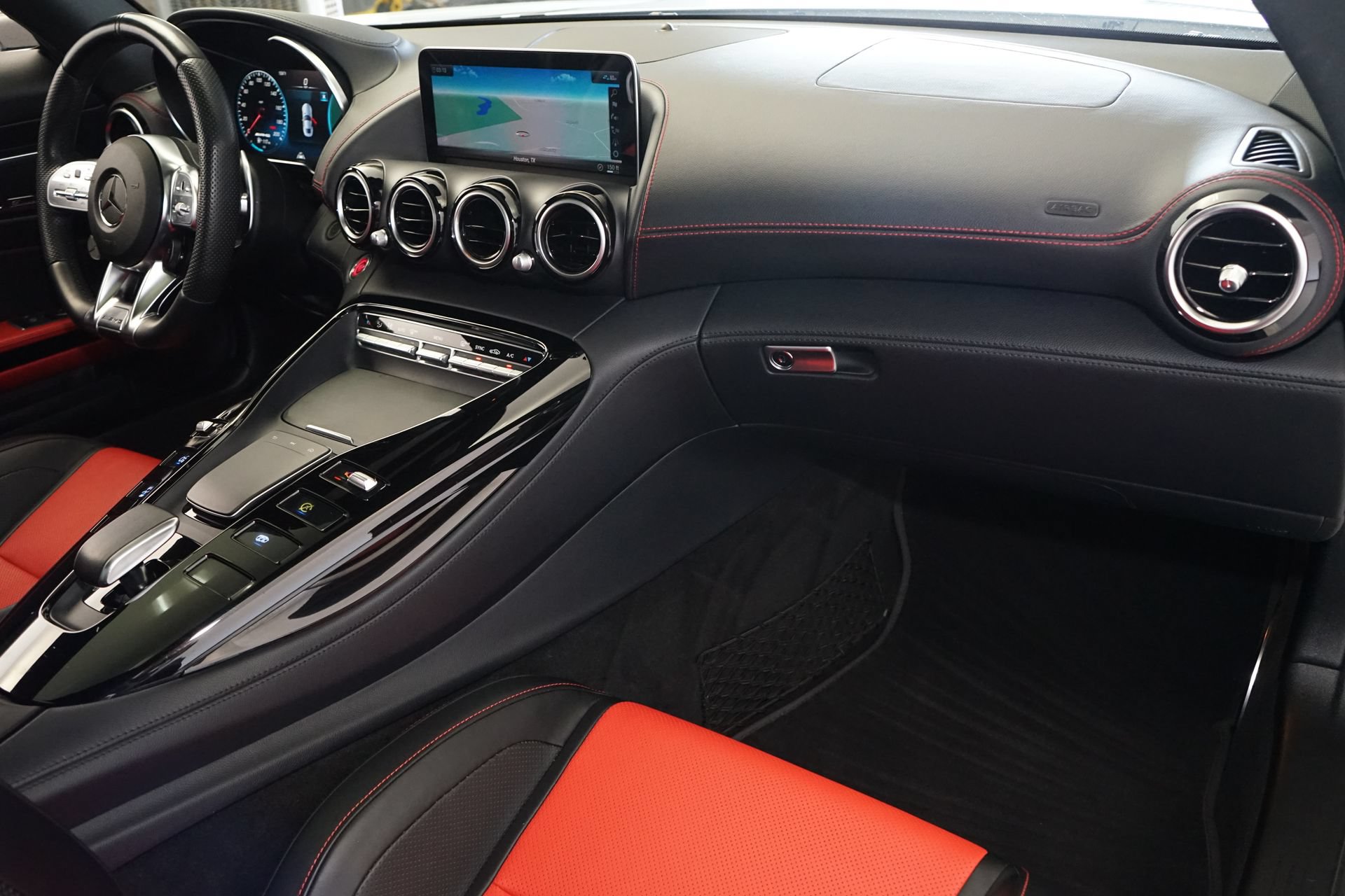 Used 2020 Mercedes-Benz AMG GT Coupe w/ AMG Aerodynamic Package (DC3) image 11