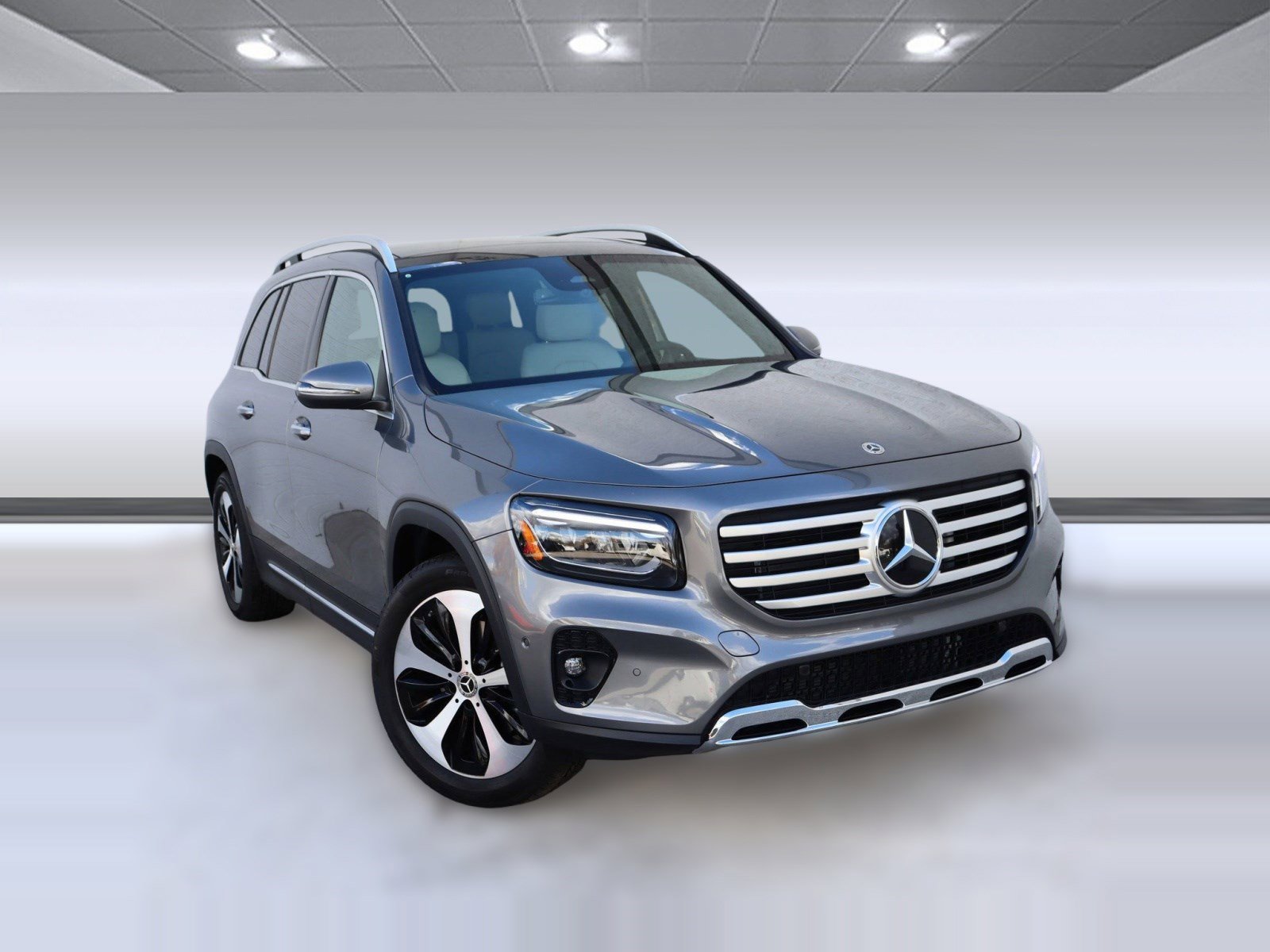 Certified 2025 Mercedes-Benz GLB 250 image 19