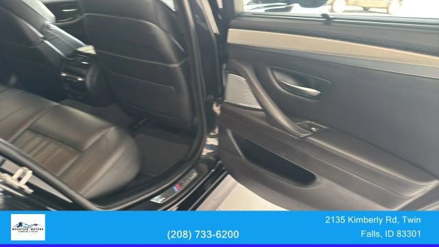 Used 2016 BMW M5 RWD image 20