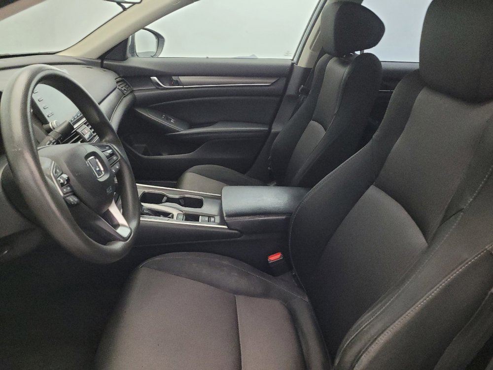 Used 2018 Honda Accord LX image 17