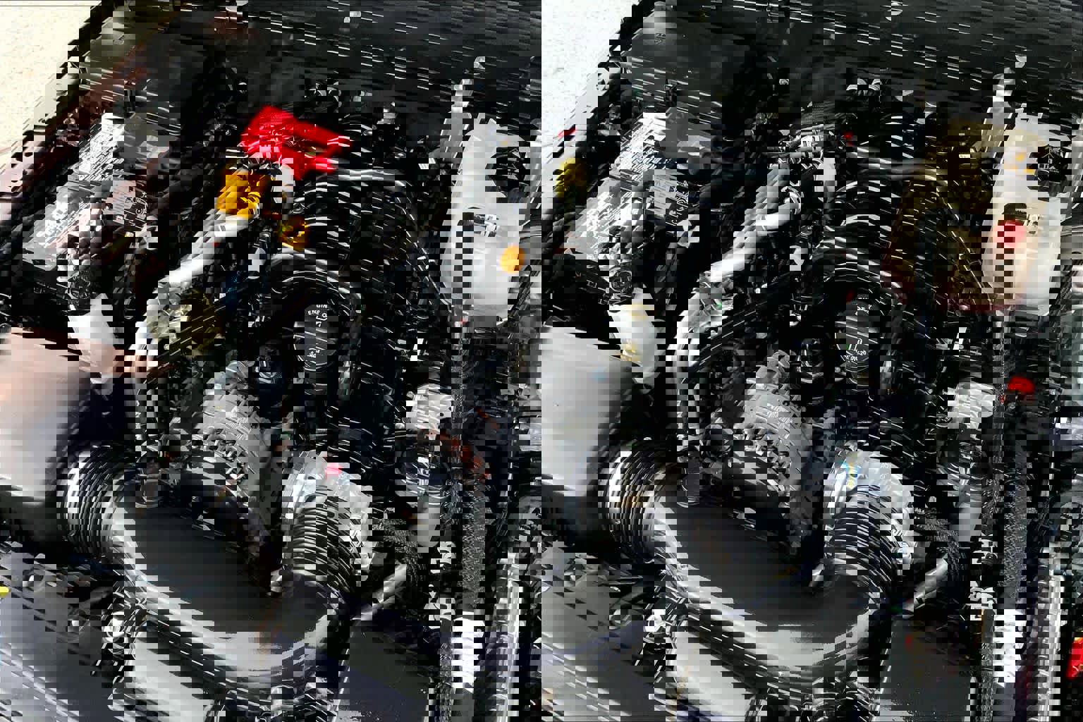 Used 2022 Jeep Wrangler Unlimited Sahara image 32