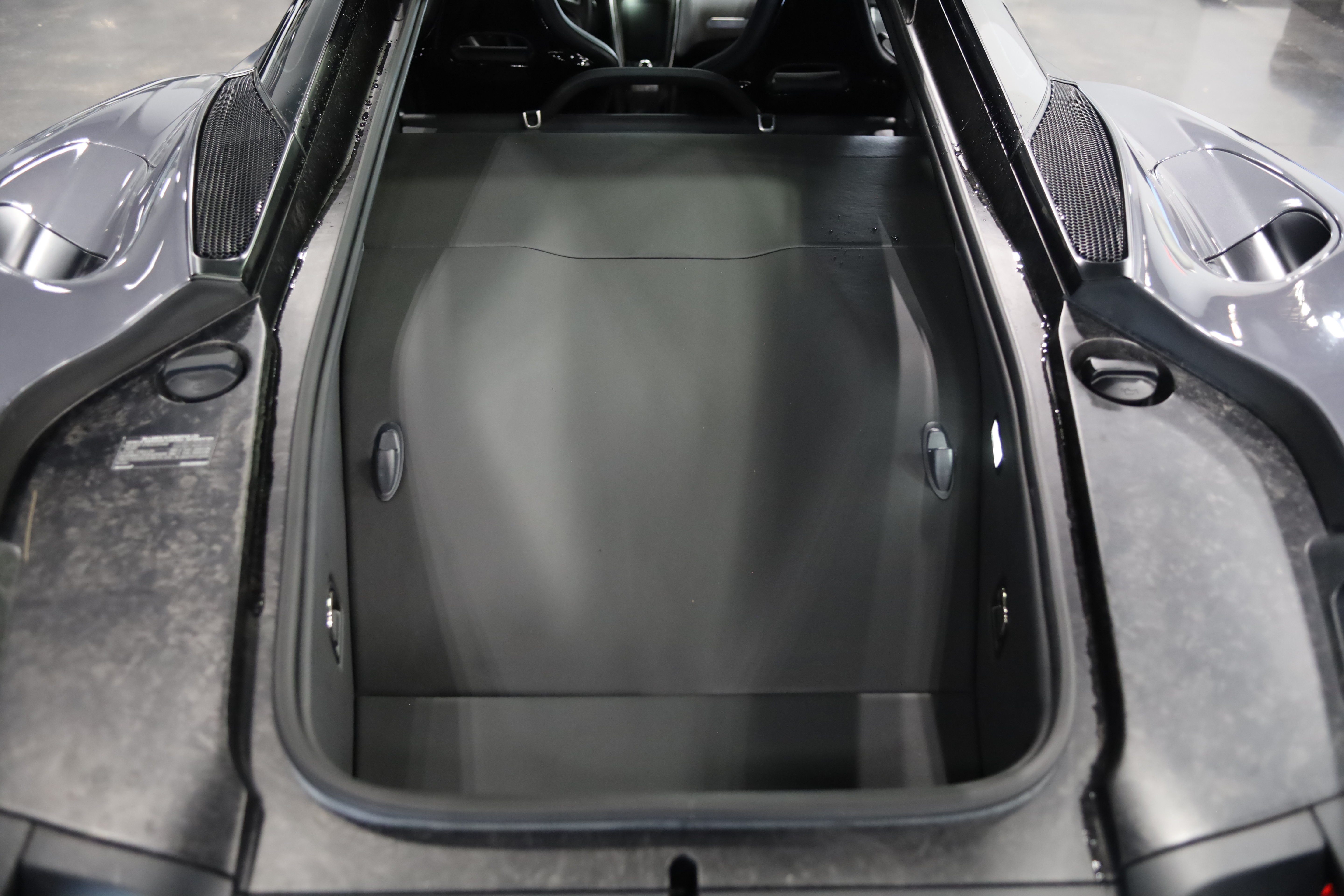 Used 2023 McLaren GT RWD image 7