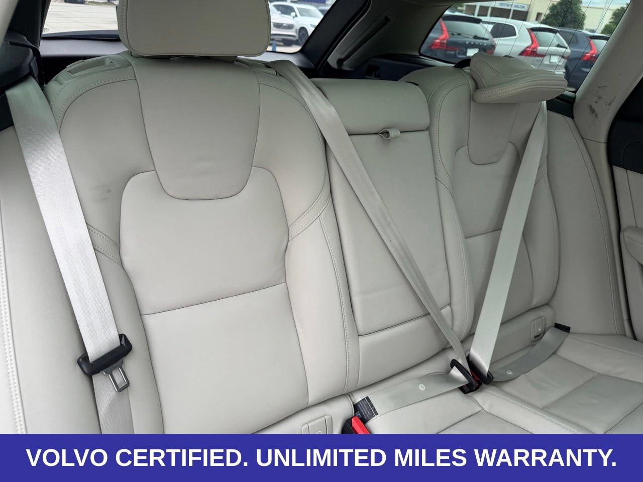 Certified 2025 Volvo V90 B6 Cross Country Ultra AWD/4WD image 32