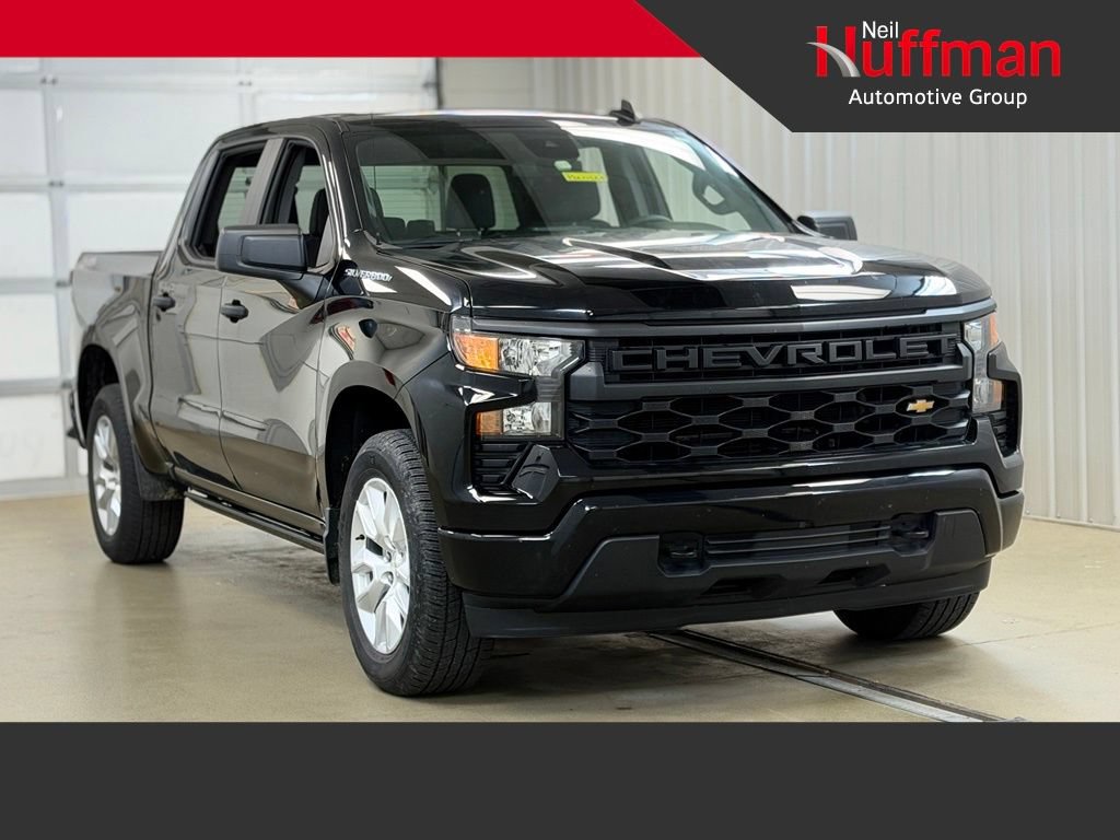 Used 2024 Chevrolet Silverado 1500 Custom AWD/4WD image 1