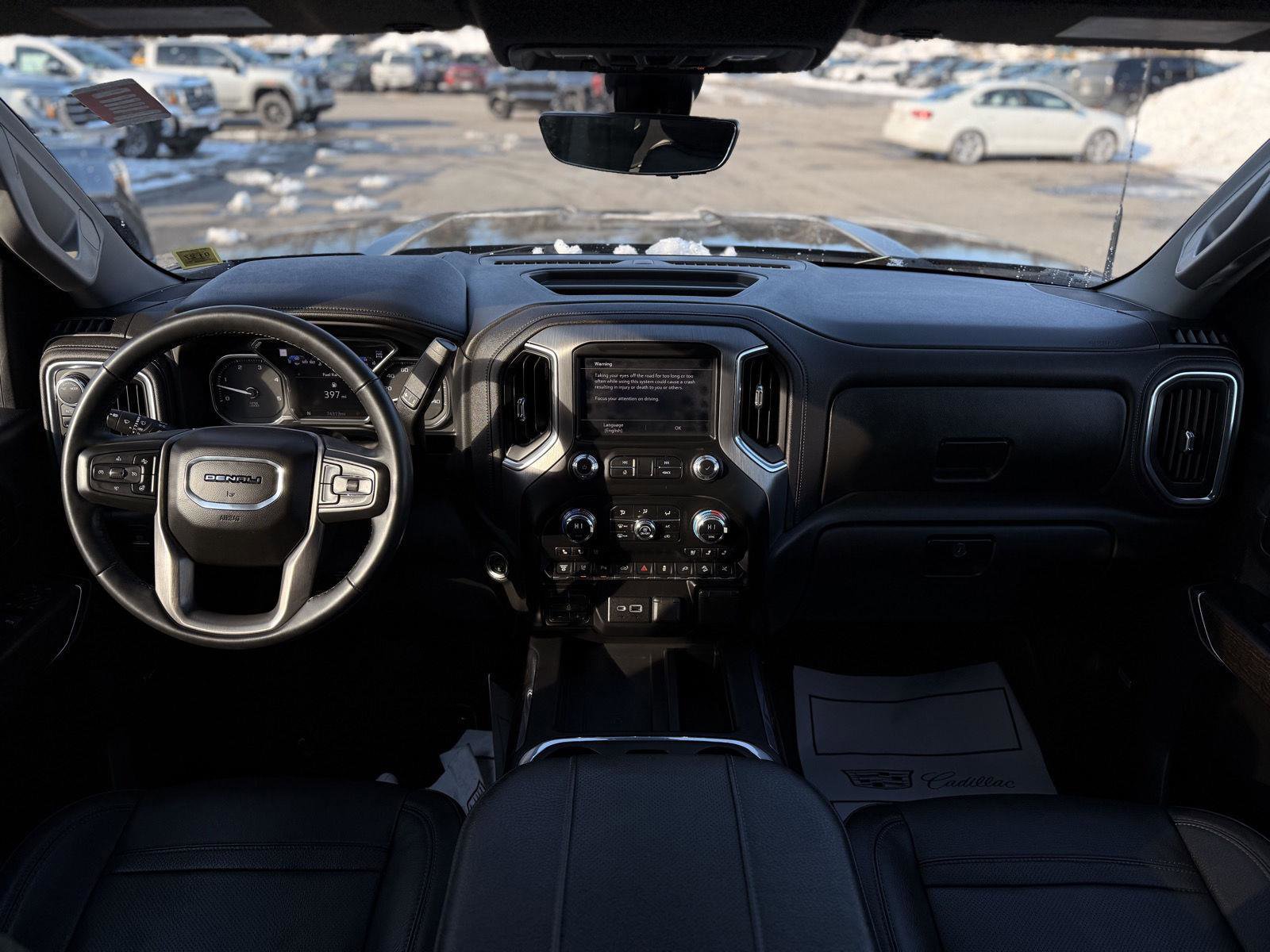 Used 2023 GMC Sierra 3500 Denali w/ Denali Black Diamond Edition image 26