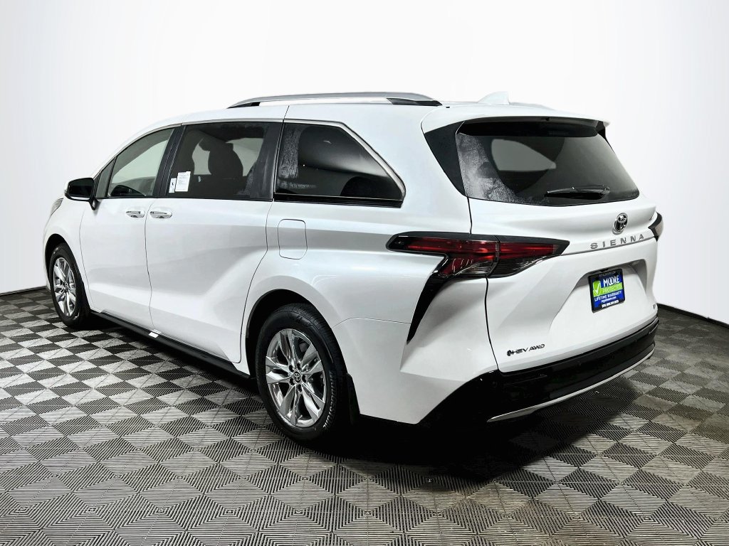 New 2026 Toyota Sienna Limited AWD/4WD image 5
