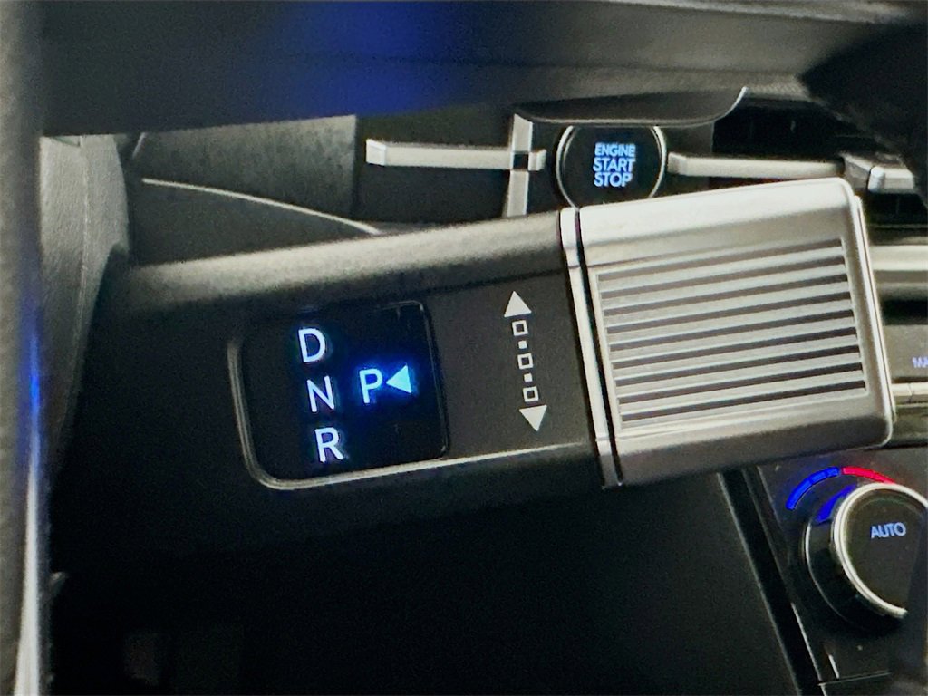 Used 2025 Hyundai Santa Fe SEL image 16