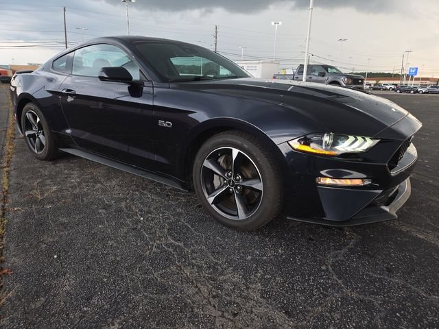 Used 2021 Ford Mustang GT RWD image 3