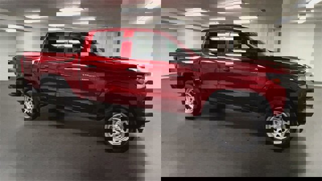 Certified 2023 Chevrolet Colorado W/T image 2