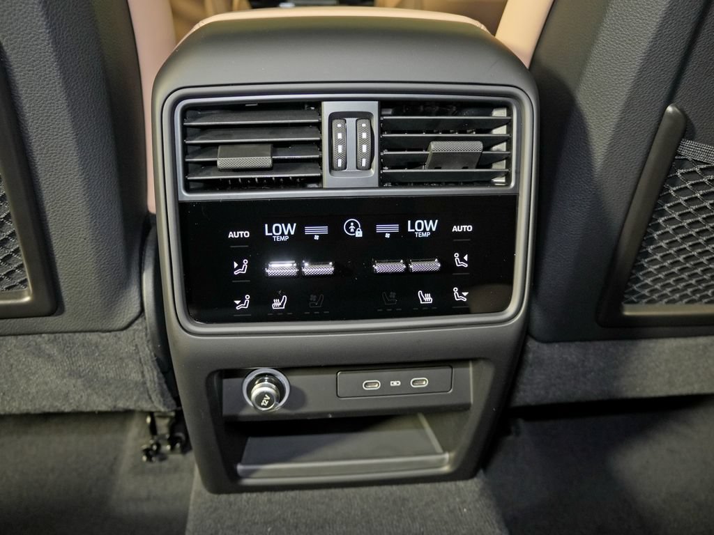 New 2026 Porsche Cayenne AWD/4WD image 36