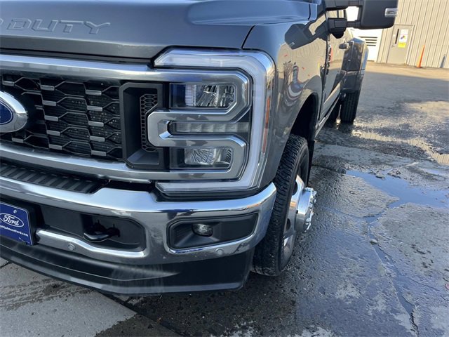 Used 2025 Ford F350 Lariat w/ Lariat Ultimate Package image 9