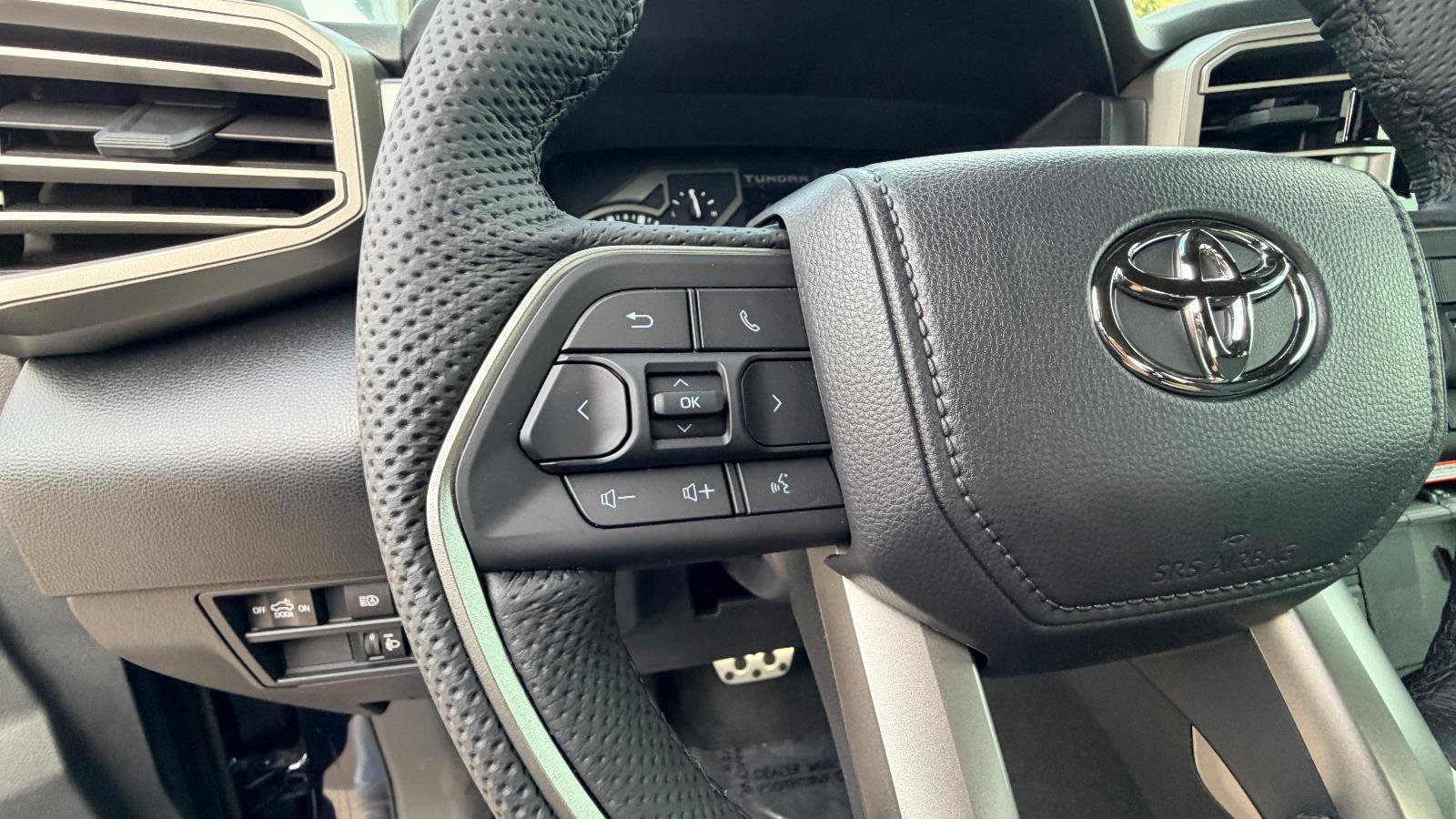 New 2026 Toyota Tundra SR5 image 18