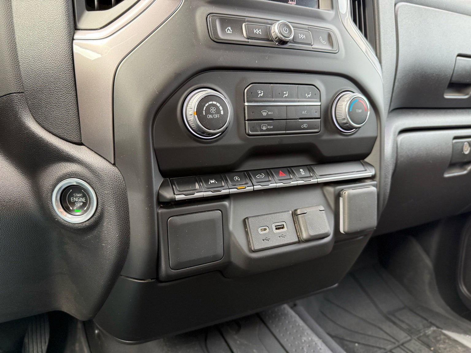 Used 2023 Chevrolet Silverado 1500 Custom image 19