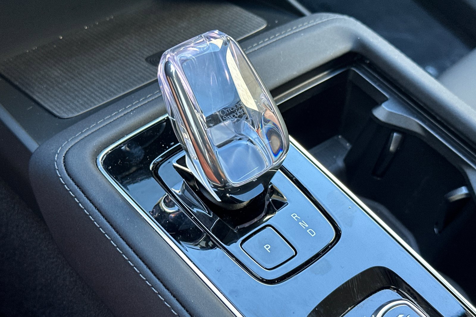 Certified 2025 Volvo XC90 B5 Core w/ Protection Package Premier image 24