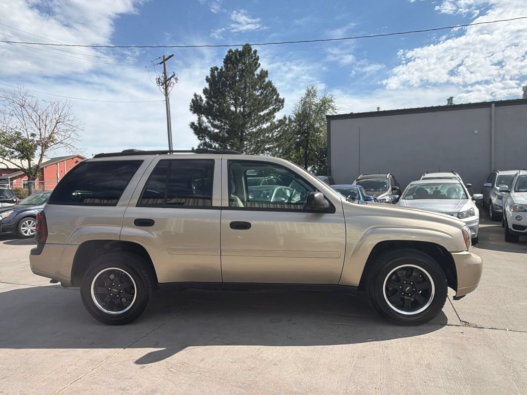 Used 2006 Chevrolet TrailBlazer LS AWD/4WD image 4
