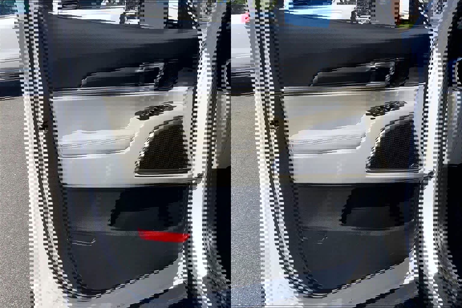 Used 2024 Kia Telluride S image 20