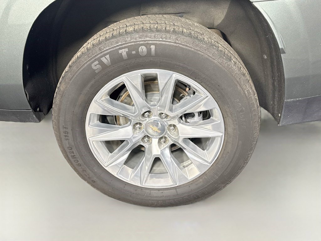 Used 2023 Chevrolet Suburban Premier AWD/4WD image 35