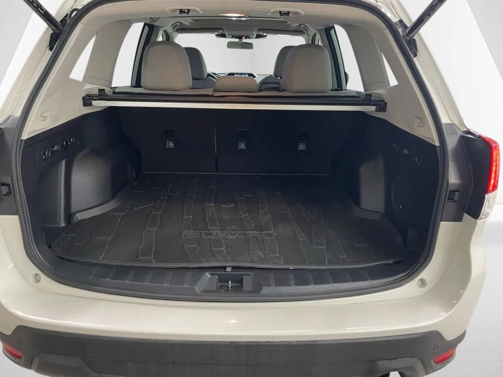 Used 2023 Subaru Forester Limited AWD/4WD image 36
