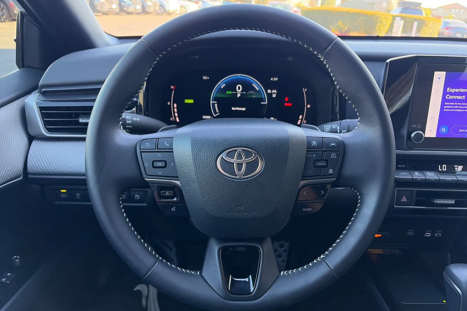 Used 2025 Toyota Camry SE FWD image 23