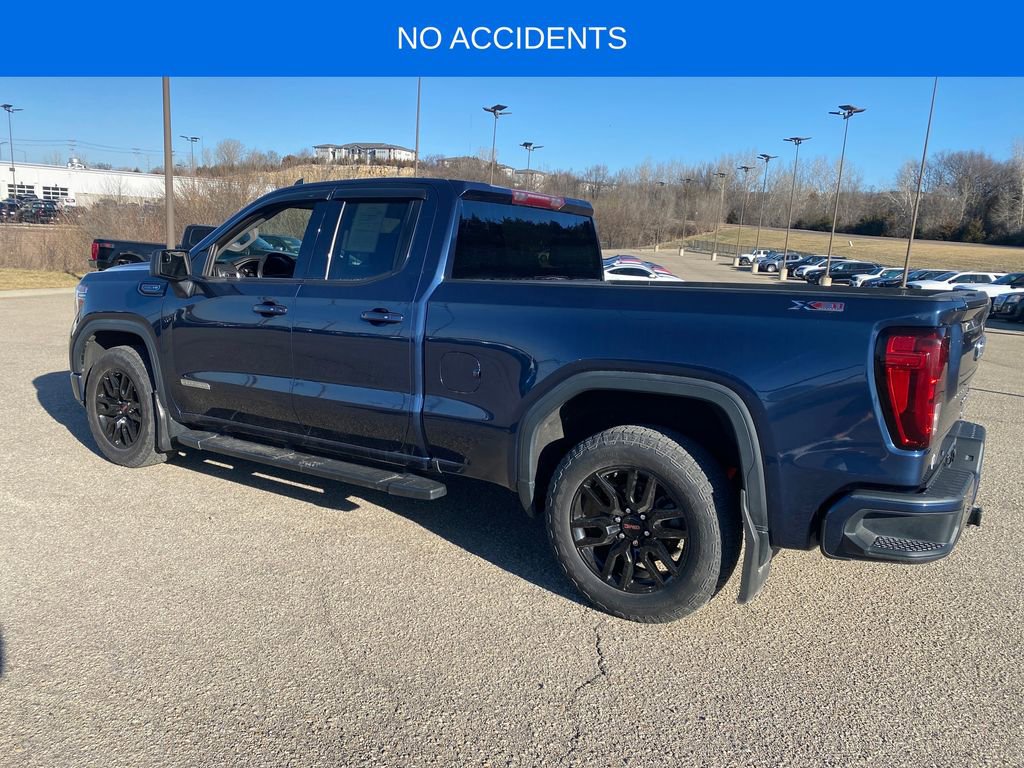 Used 2022 GMC Sierra 1500 Elevation w/ LPO, Elevation Black Package image 4