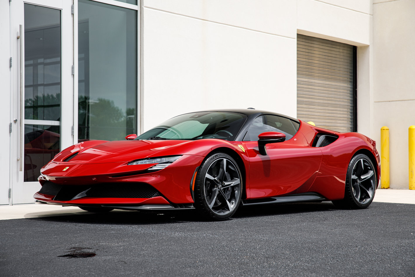 Used 2021 Ferrari SF90 Stradale AWD/4WD image 6