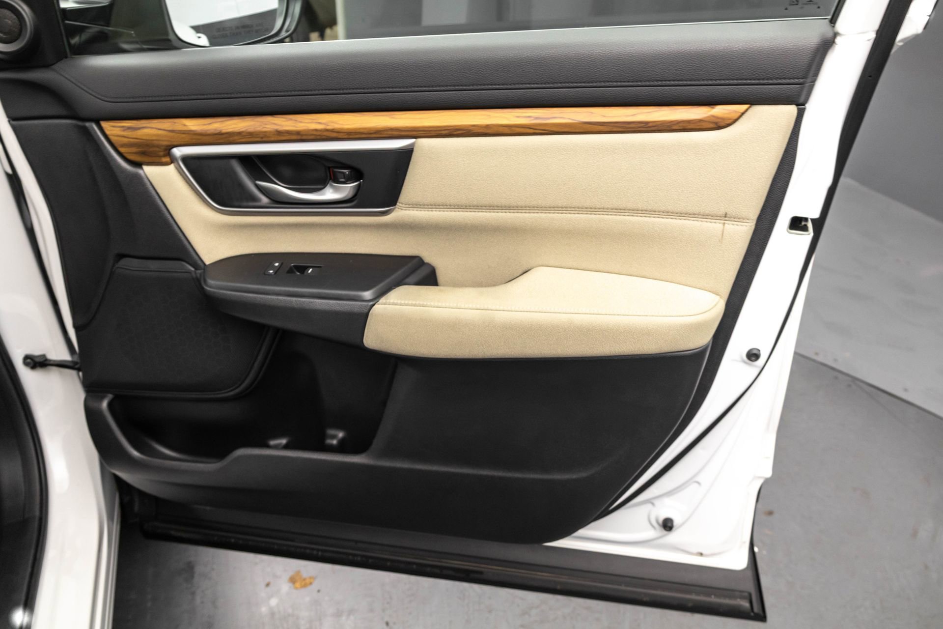 Used 2020 Honda CR-V EX image 40